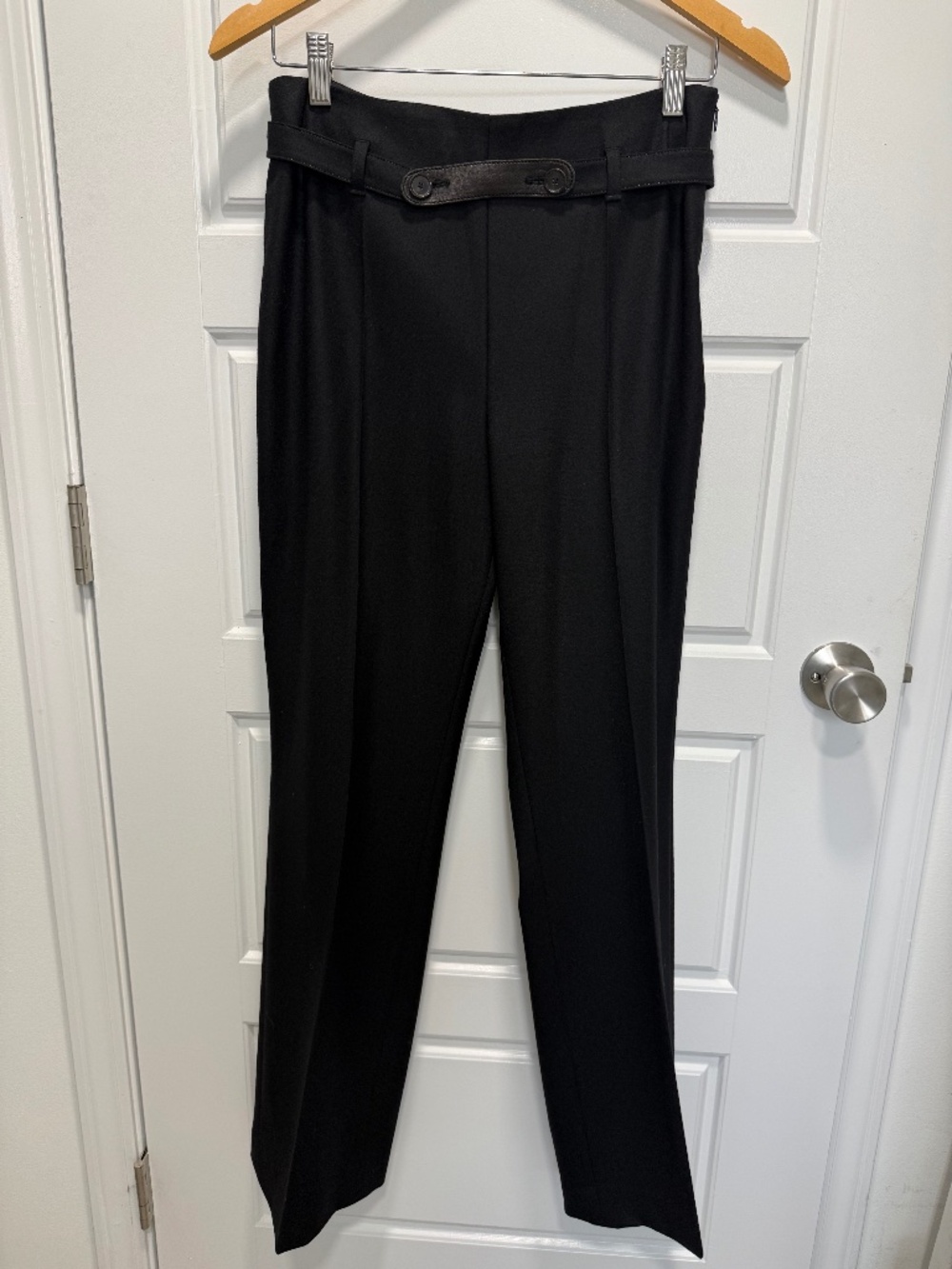 Akris Punto Black Wool Pants NWT size 6